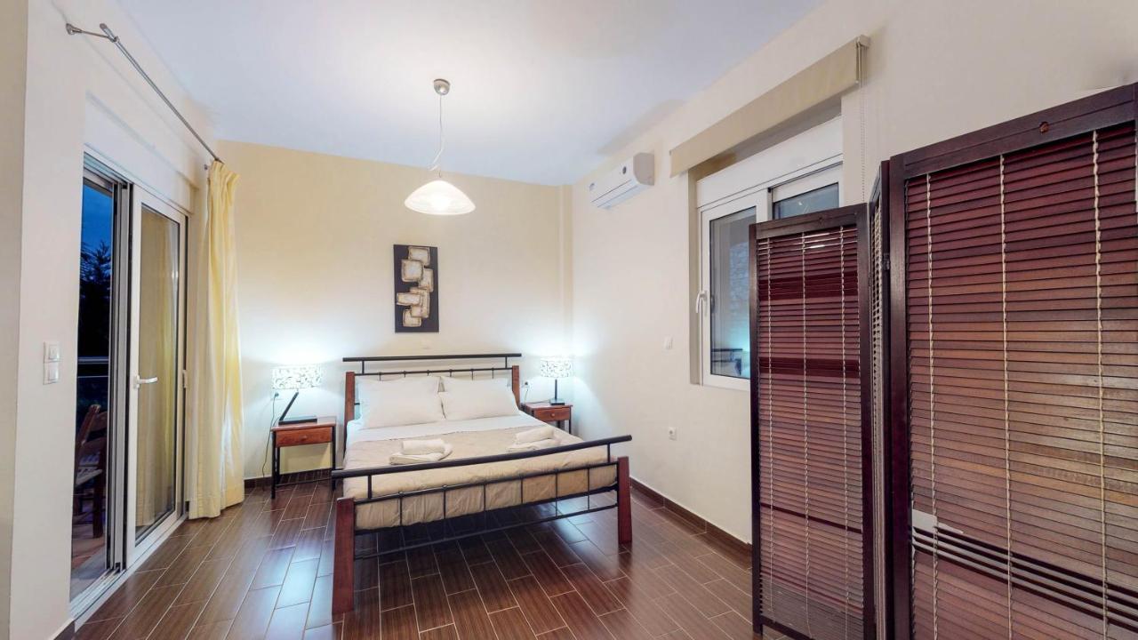 Meliades Villas Agia Marina  Екстер'єр фото