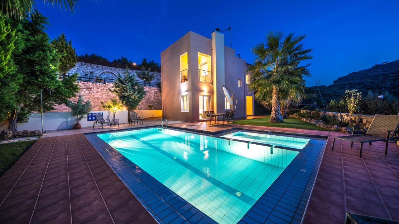 Meliades Villas Agia Marina  Екстер'єр фото