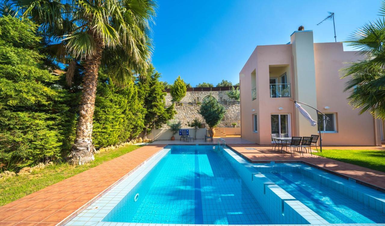 Meliades Villas Agia Marina  Екстер'єр фото