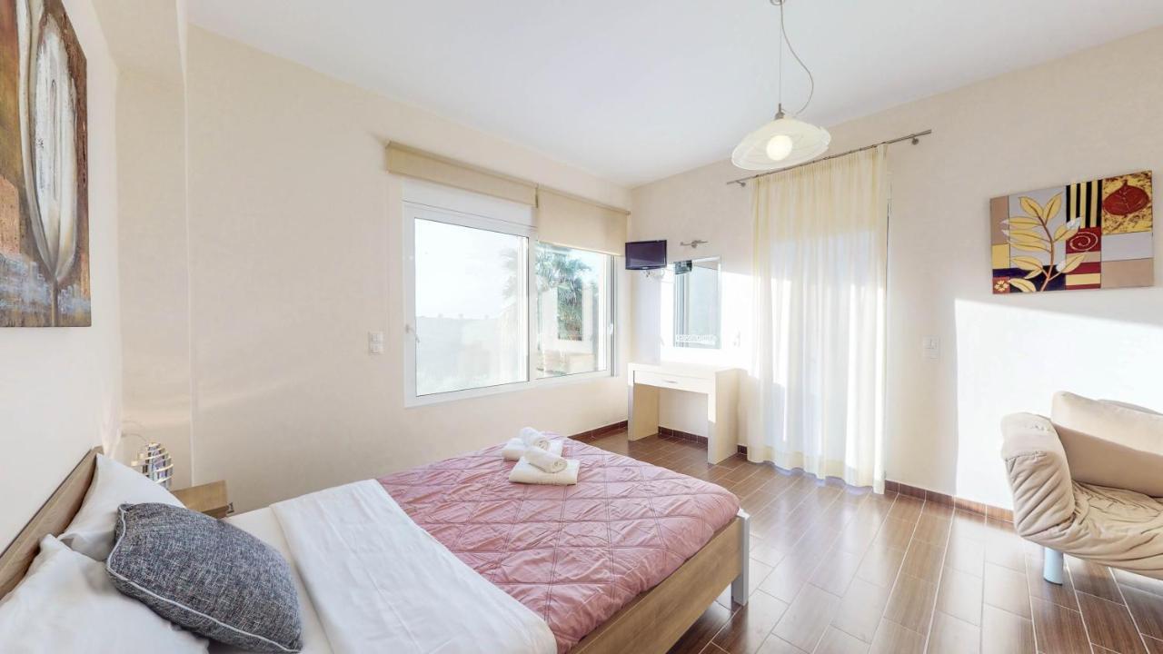 Meliades Villas Agia Marina  Екстер'єр фото