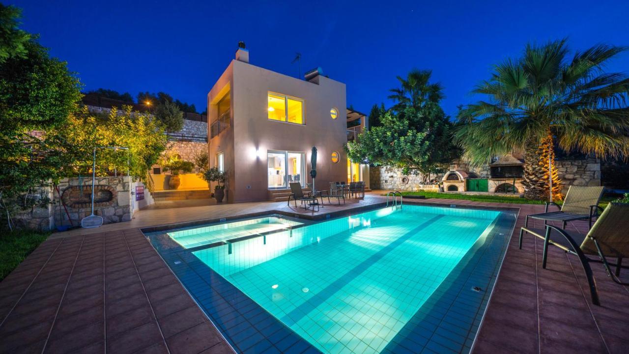 Meliades Villas Agia Marina  Екстер'єр фото