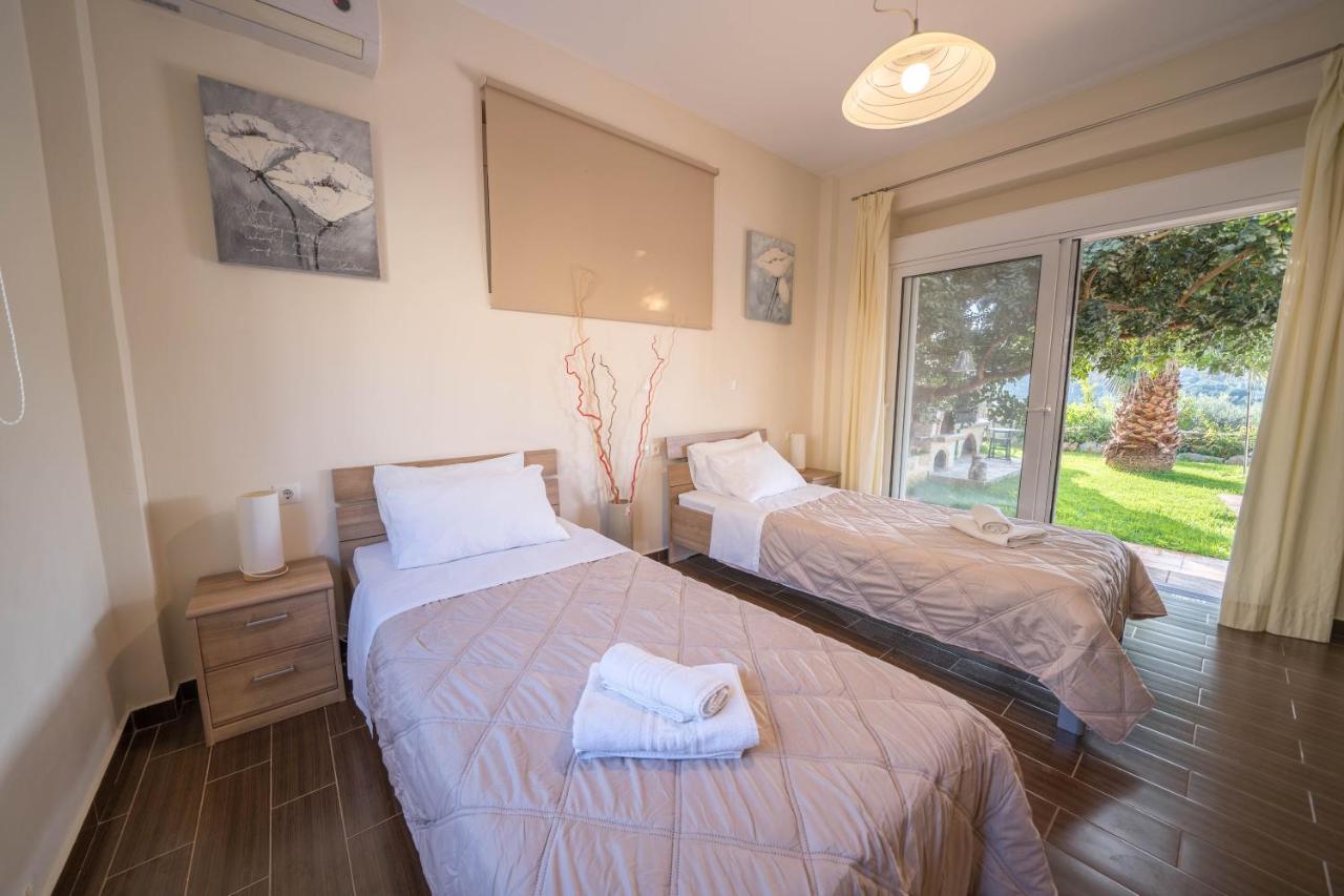 Meliades Villas Agia Marina  Екстер'єр фото