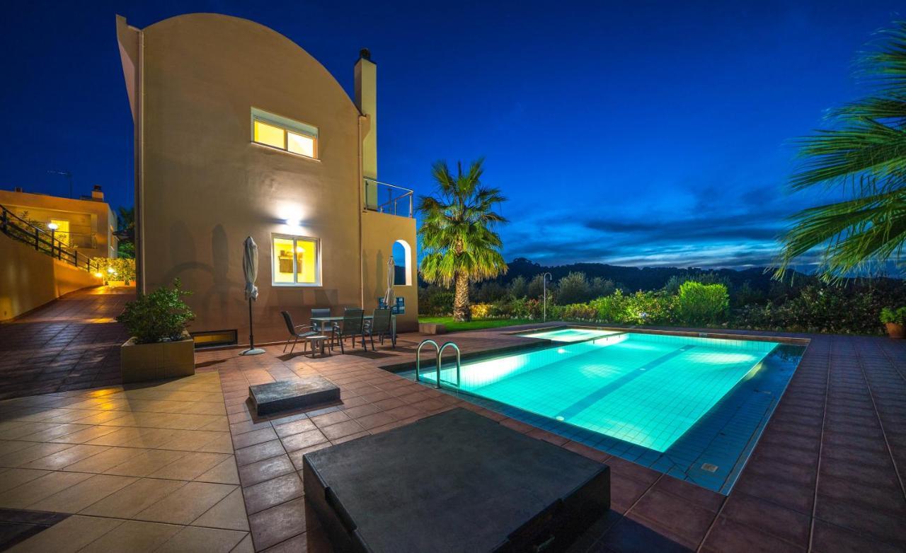 Meliades Villas Agia Marina  Екстер'єр фото